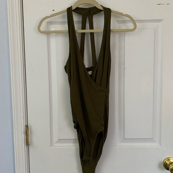 Abercrombie and Fitch Olive Green Bodysuit - Picture 1 of 4